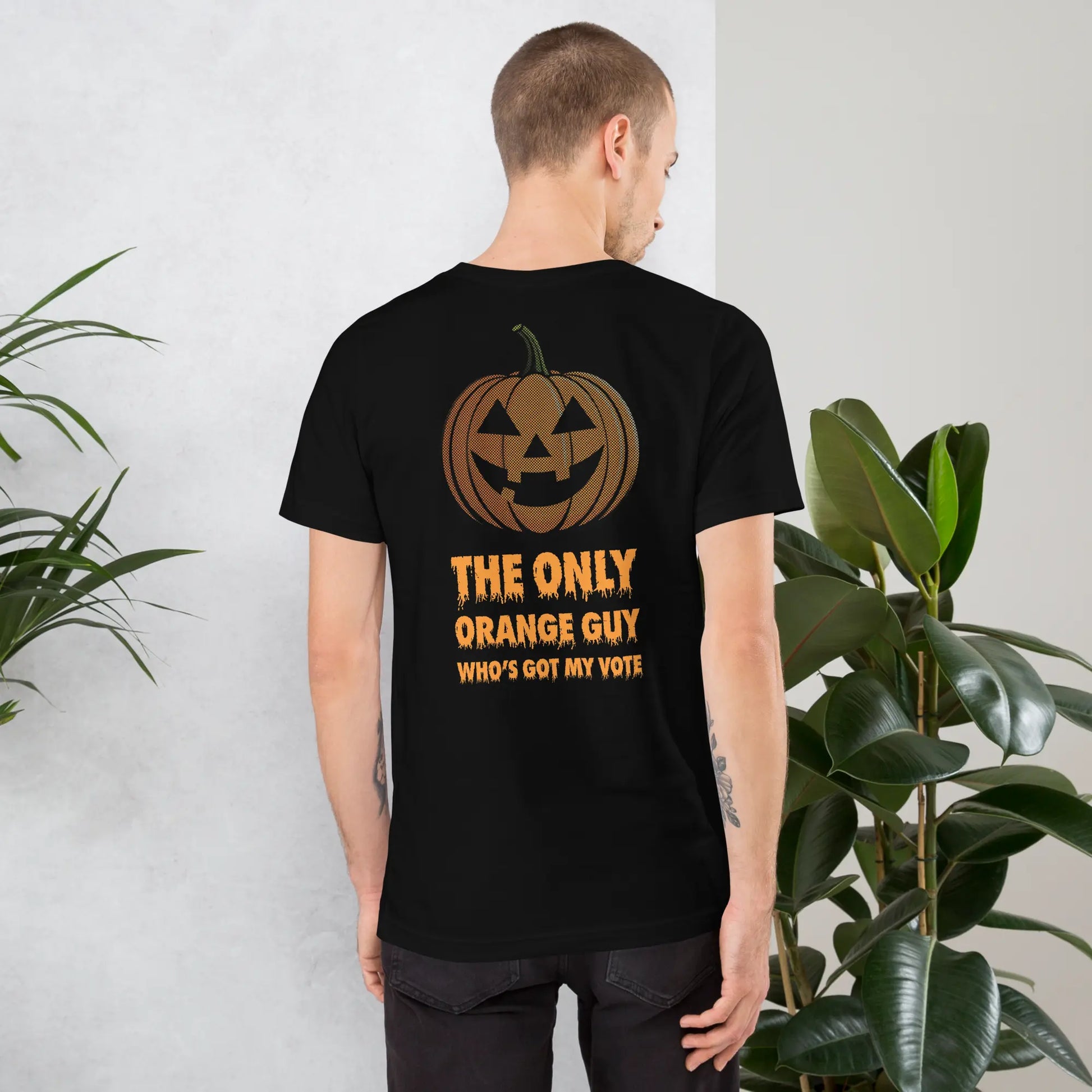 The Only Orange Guy Who's Got My Vote – Funny Halloween Pumpkin T-Shirt The Willows